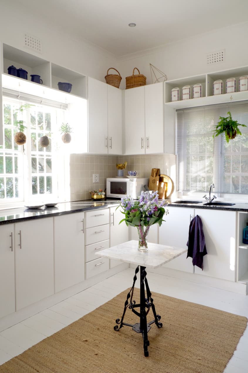 House Tour: Colorful "Organized Bohemian" in Cape Town | Apartment Therapy